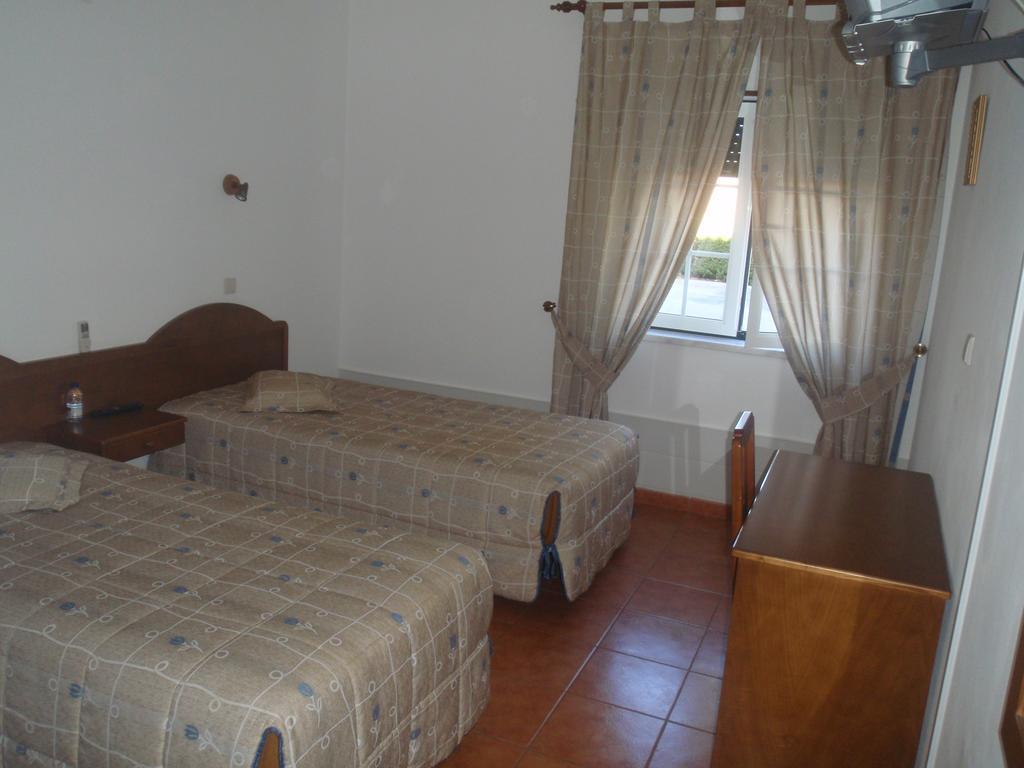 أوريكي Hotel Romba المظهر الخارجي الصورة