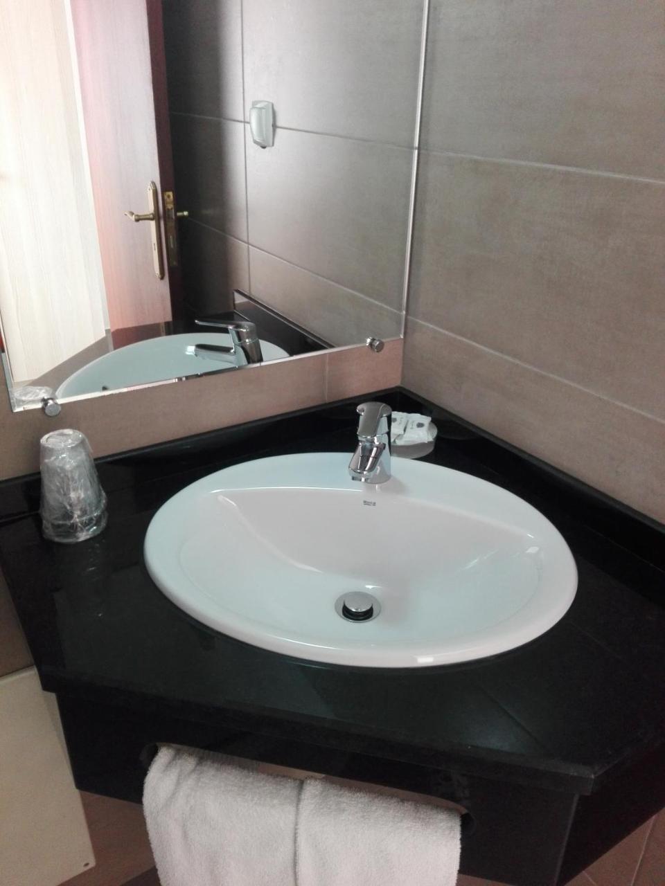 أوريكي Hotel Romba المظهر الخارجي الصورة