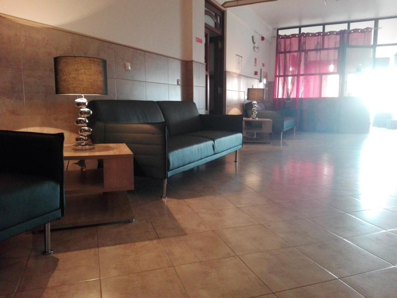 أوريكي Hotel Romba المظهر الخارجي الصورة